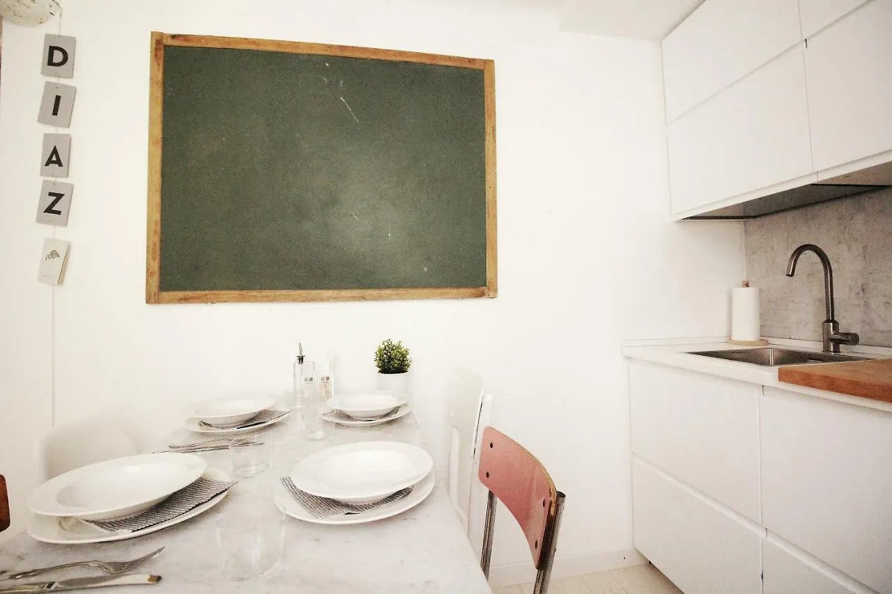 Apartment Ferienwohnung Casadiaz 11 Como Italien
